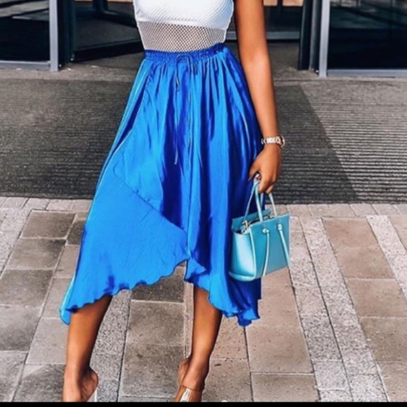 Zara NWT Asymmetrical blue Skirt - Picture 3 of 9